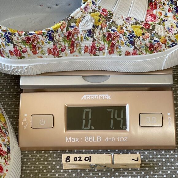 Blowfish Malibu Water Shoes Girls 3 White Colorful Floral Rubber Beach Ruby-K - Picture 10 of 11